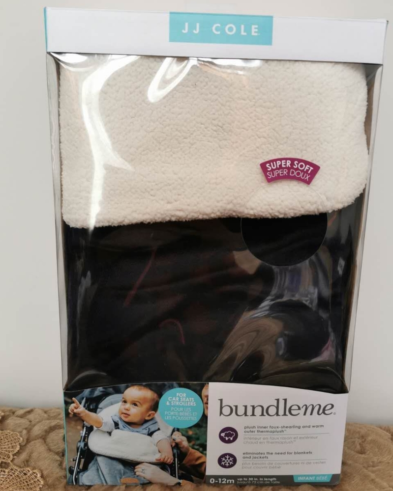 JJ Cole Bundleme Infant Car Seat Cover - Cream and Black